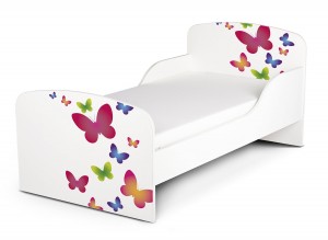 Cama infantil con colchón cómodo 140/70. Motivo: Mariposas. De madera.