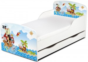 Cama infantil con colchón cómodo y cajón 140/70. Motivo: Los Piratas. De madera.